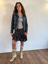 Load image into Gallery viewer, Vintage Y2K Tartan Navy Button Up Skirt
