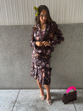 Load image into Gallery viewer, Vintage Y2K  Sophia Pigozzi Pleated Flower Brown Suit
