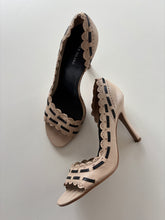 Load image into Gallery viewer, Vintage Y2K River Island Peep Toe Cream Heels Shoes
