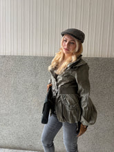 Load image into Gallery viewer, Vintage Y2K Khaki Puffball Jacket
