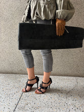 Load image into Gallery viewer, Vintage Y2K Moda de Pelle Black Pony Skin statement Heels
