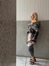 Load image into Gallery viewer, Vintage Y2K karl donoghue Grey leather Sherling Leather Coat
