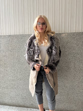 Load image into Gallery viewer, Vintage Y2K karl donoghue Grey leather Sherling Leather Coat
