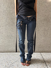 Load image into Gallery viewer, Vintage Y2K Diesel Straight Leg Low Waist Jeans
