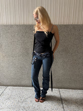 Load image into Gallery viewer, Vintage Y2K Diesel Straight Leg Low Waist Jeans
