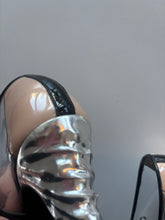 Load image into Gallery viewer, Vintage 2009 S/S Chanel Space age Cinderella Perspex Statement Heels Shoes
