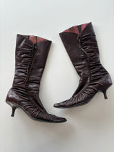 Load image into Gallery viewer, Vintage Y2K Brown Leather Pointed Rouched Boots
