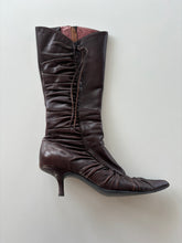 Load image into Gallery viewer, Vintage Y2K Brown Leather Pointed Rouched Boots
