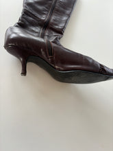 Load image into Gallery viewer, Vintage Y2K Brown Leather Pointed Rouched Boots
