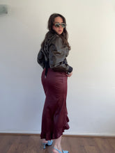Load image into Gallery viewer, Vintage Y2K zone bleue burgundy midi Skirt
