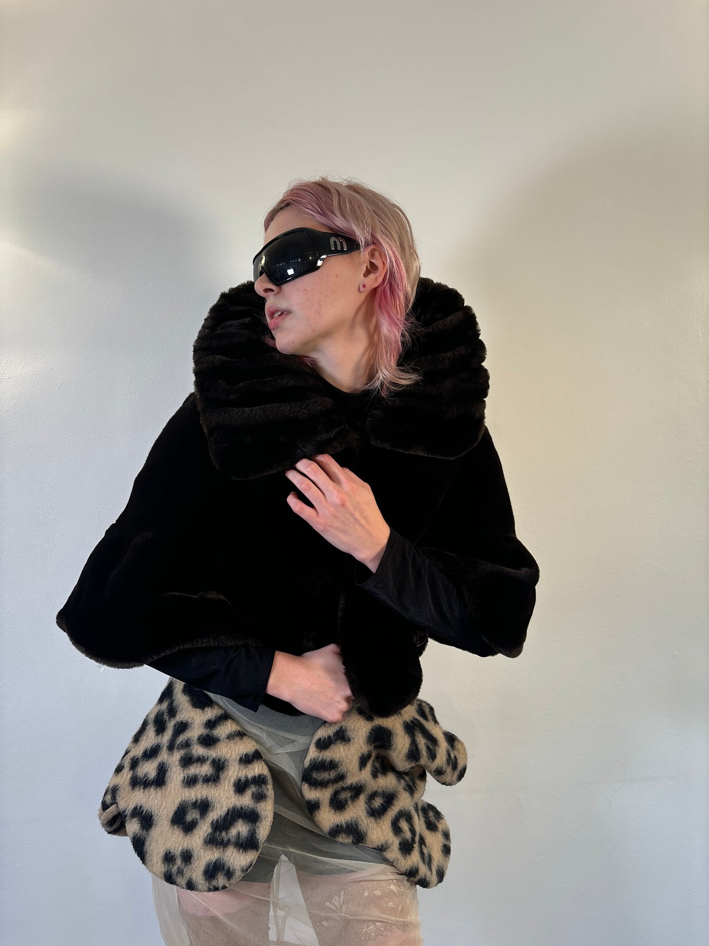Vintage 90s Aftershock Black Faux Fur Crop Cape