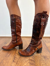 Load image into Gallery viewer, Vintage Y2K brown heel moto cowboy western boots

