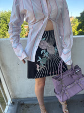 Load image into Gallery viewer, Vintage Y2K French Connection embroidered floral  Pencil Skirt
