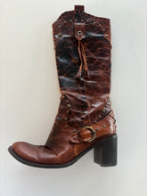 Load image into Gallery viewer, Vintage Y2K brown heel moto cowboy western boots
