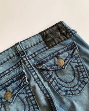 Load image into Gallery viewer, True Religion Julie Super T jeans
