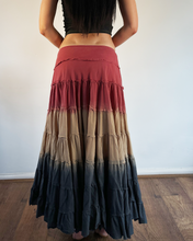 Load image into Gallery viewer, Vintage Y2K Tiered Dip Dye Maxi Skirt
