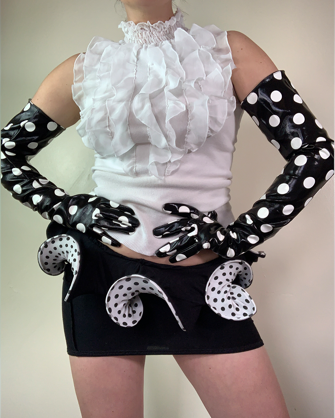 Vintage Y2K White Ruffle Top