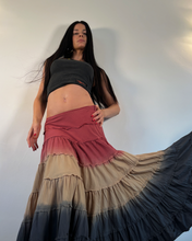 Load image into Gallery viewer, Vintage Y2K Tiered Dip Dye Maxi Skirt

