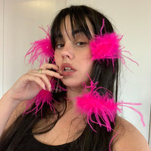Load image into Gallery viewer, La Plume Hair Clips
