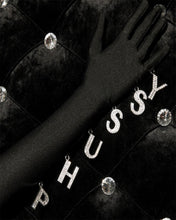 Load image into Gallery viewer, Personalised Letter Charm Gloves
