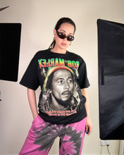 Load image into Gallery viewer, Vintage Y2K Bob Marley T-shirt
