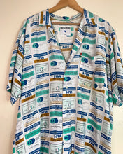 Load image into Gallery viewer, Moschino 90s Mens Credit Card Print Shirt
