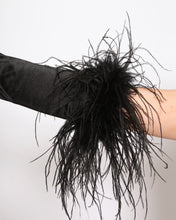 Load image into Gallery viewer, Feather Duster Gloves
