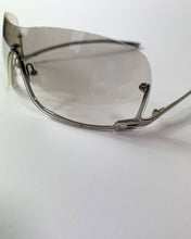 Load image into Gallery viewer, Gucci Antique Ice Sunglasses
